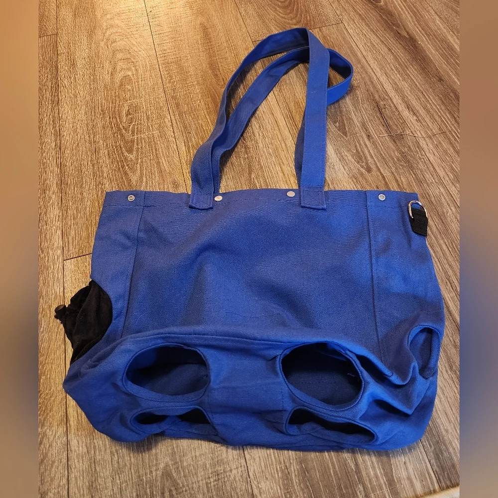 Cat Pouch Carrier Backpack - Blue Size M Soft Hand-Free Adjustable Harness NWOT